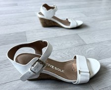 Ladies Girls White Sandals Wedge Heel Size UK 4 EU 37 F&F sensitive sole