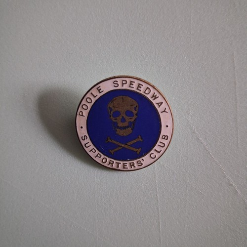 Pooles pirates speedway badge - pirates,