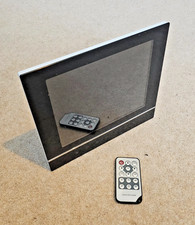 Technika SR08 8'' Digital Photo Frame