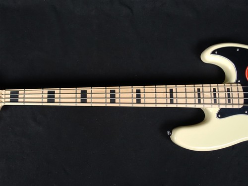 Squier affinity active jazz - affinity,