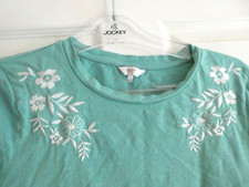 ladies preowned cotton traders top size14round neck short sleeve,