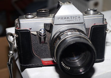 PRAKTICA SUPER TL2 35mm SLR Camera with Pentacon 1.8/50mm Lens & Case