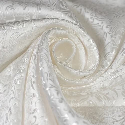 5yds white floral - 5yds,