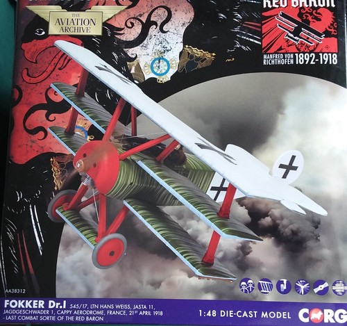 Aa38312 fokker triplane - triplane,