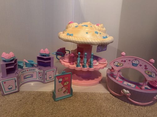 Vintage tonka cupcakes bakery - cupcakes,