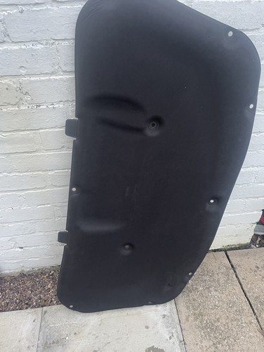 Citroen under bonnet sound - under,