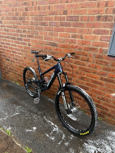 Santa cruz nomad v6 - cruz,