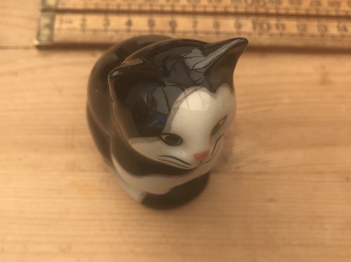 Small quail pottery cat - quail,