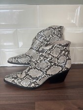 Zara V -Vamp Snakeskin Cowboy