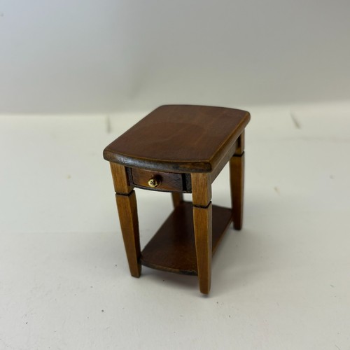 12th scale dolls house - scale,