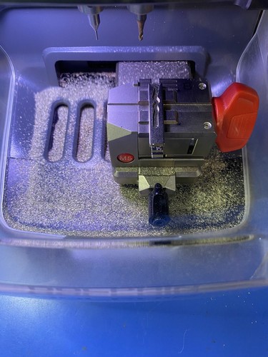 Car key copy - copy, cut