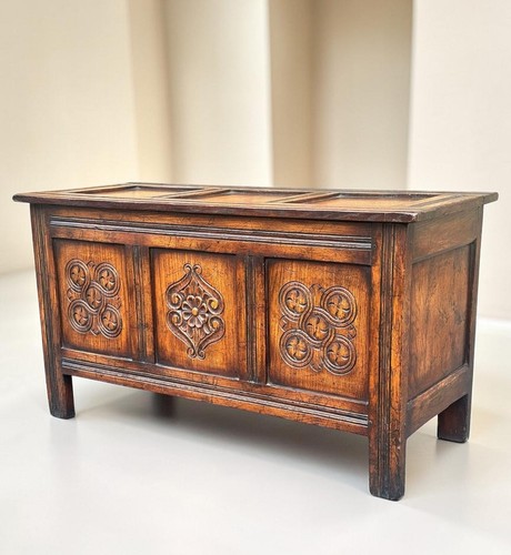 Carved oak blanket box trunk - carved,