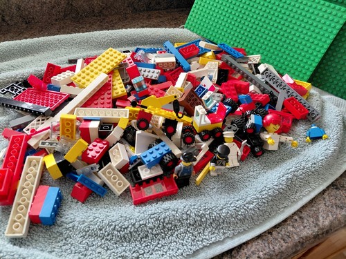 Lego bundle 1kg with figures - bundle,,