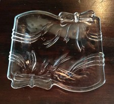 Art Deco Vintage Glass Ribbon