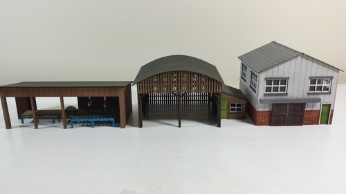 Gauge timber yard building - oo,