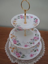 VERY PRETTY  DUCHESS CHINA