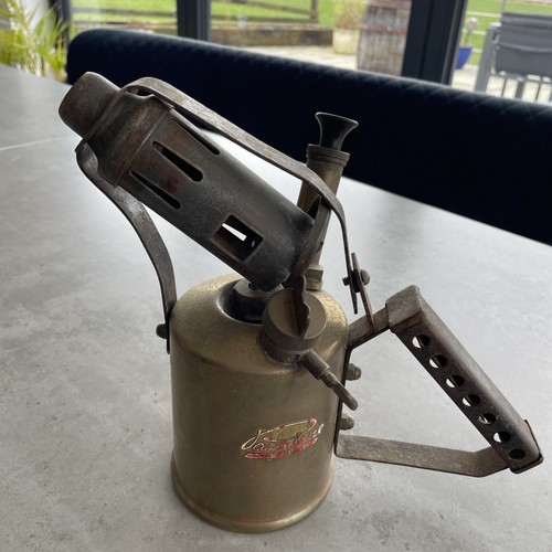 Vintage large brass blow - large,
