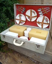 Vintage 1950's CORACLE Vogue Aynsley China SUITCASE Picnic Tea Set Drama Prop