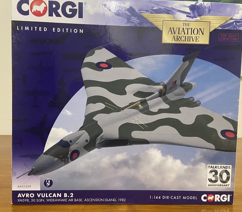 Corgi aa31209 avro vulcan 2 - corgi,