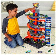 Hot Wheels City Mega Garage