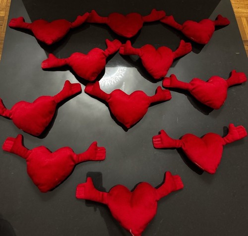Red heart 5inch hugging - red,
