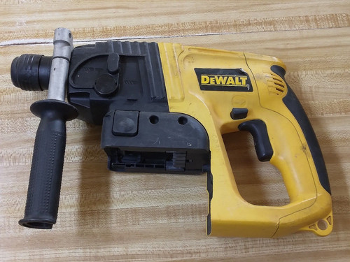 Dewalt dw004 24v sds - dewalt,
