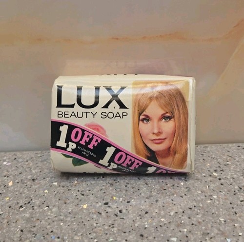 Vintage 1960s 1970s lux - vintage, beauty