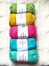 5 balls x 50g Hobbii : Rainbow