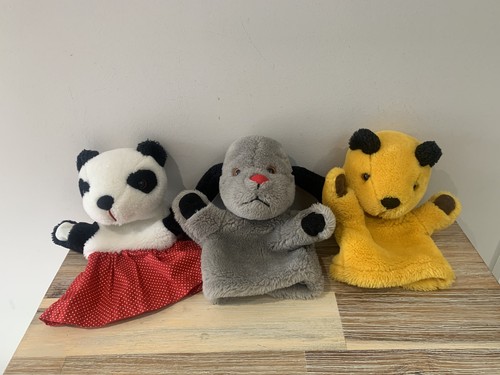 Sooty show sweep and sue - show,