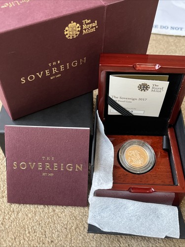 2017 gold sovereign pistrucci - 2017,