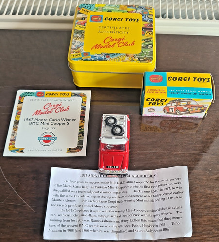 Corgi toys - corgi, club