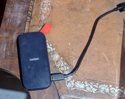 Sandisk portable ssd - sandisk, usb-c