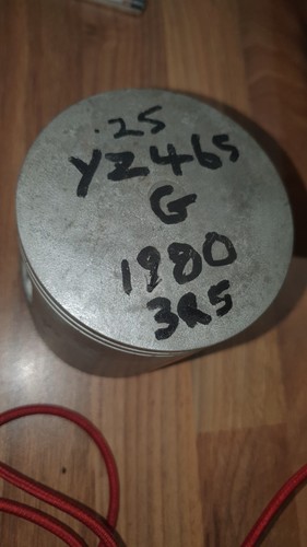 Yamaha yz465 piston - piston, 1980