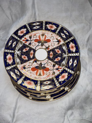 Six royal crown derby - of,