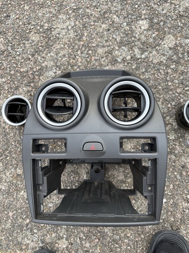 Ford fiesta mk6 dash panel - fiesta,