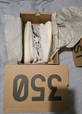 Yeezy Boost 350 V2 - UK 11 -