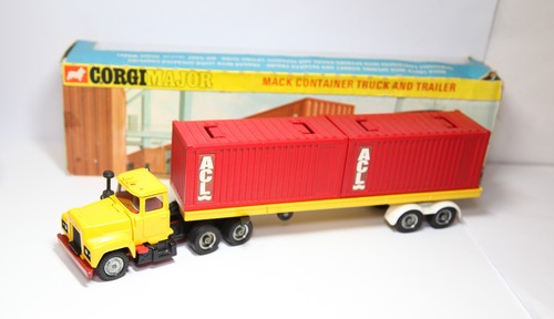 Corgi 1106 mack - mack, container