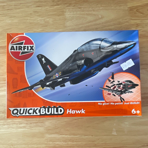 Airfix quickbuild hawk - airfix,