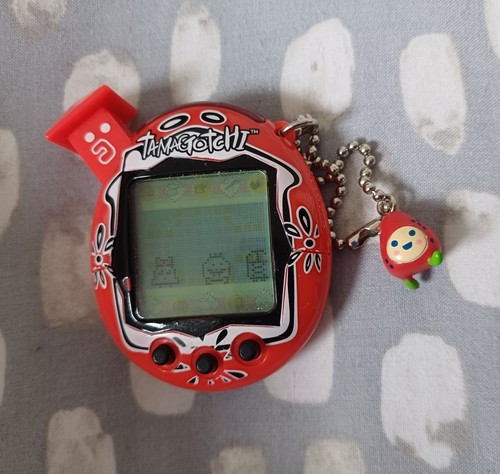 Tamagotchi connection - tamagotchi, v5