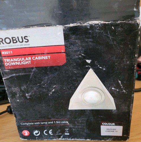 Robus triangular cabinet - robus,