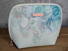 Ted Baker Makeup Bag - Green
