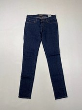 LEVI’S SLIGHT CURVE SKINNY