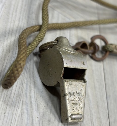 The acme thunderer whistle - acme,