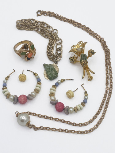 Vintage costume jewelry lot - vintage,