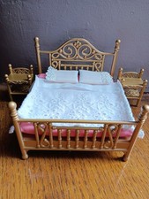 Sylvanian Families Brass Bed And Nightstands With Bedding Ex Condition Complete