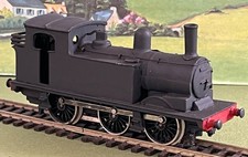 OO Kit built white metal plain black LSWR class G6 tank loco needs finishing