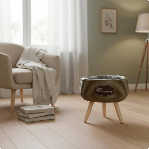 Tripod planter decorative - tripod, planter,