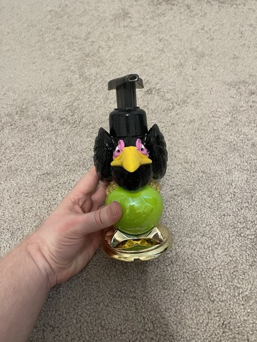 Bath body works - &, disney