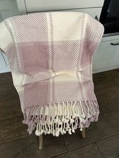 Laura Ashley DYLAN Cotton Throw In Amethyst