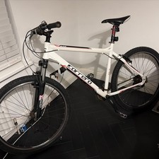 Carrera Valour Size XL Mountain Bike Valour 27.5 wheel set